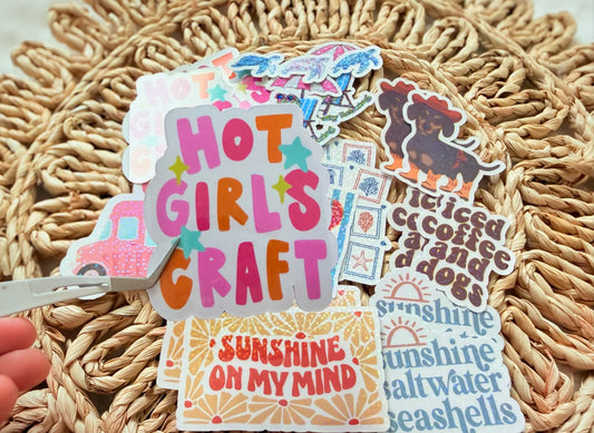 💖 Hot Girls Craft Magnet 💖