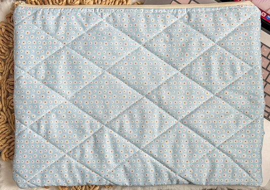 Daisy Dream Laptop Sleeve