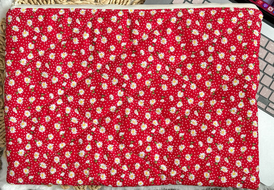 Daisy Delight Laptop Sleeve