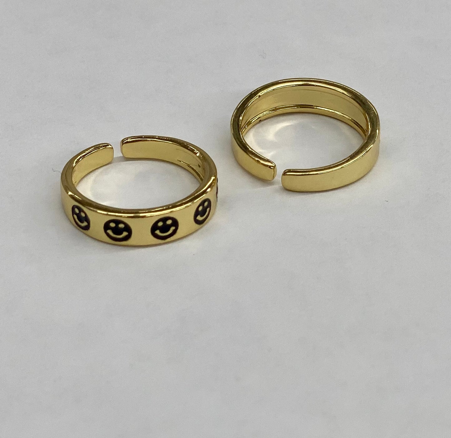 Gold Enamel Smiley Face Adjustable Ring